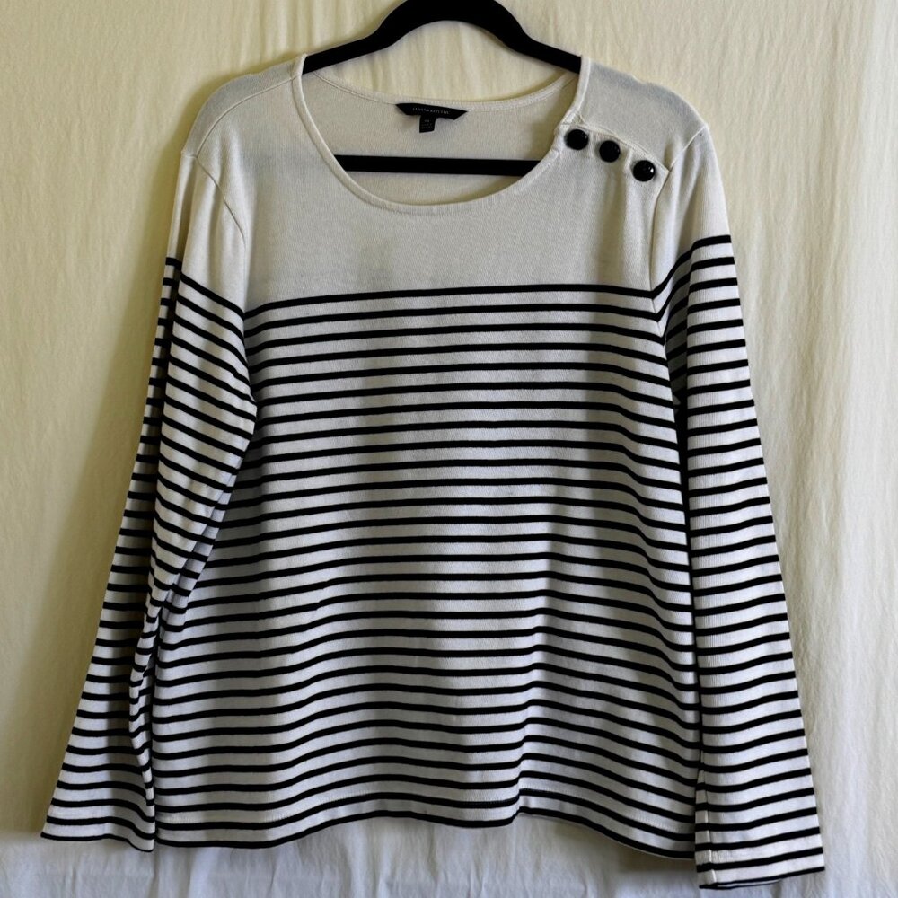 Banana Republic Women's Knit Top Size XL Long Sleeves Black & White Stripe